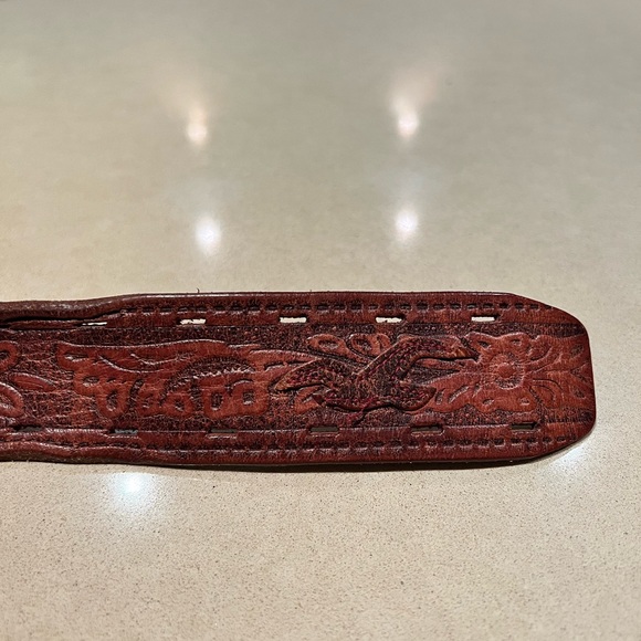 Hollister Leather Etched Belt. - Picture 4 of 4